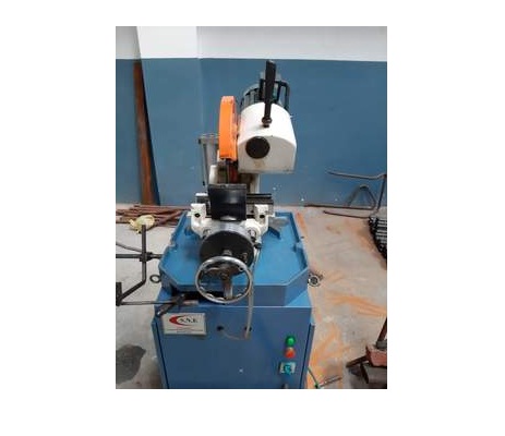 Semi-Automatic Pipe Cutting Machine